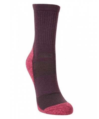 IsoCool Womens Trekker Quarter Length Socks Burgundy $10.99 Accessories