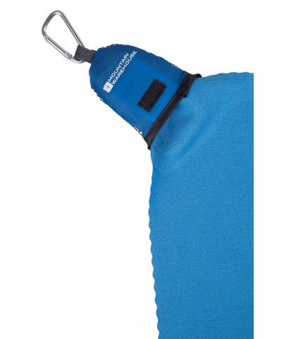 Clip Travel Towel - 40 x 40cm Turquoise $9.89 Travel Accessories