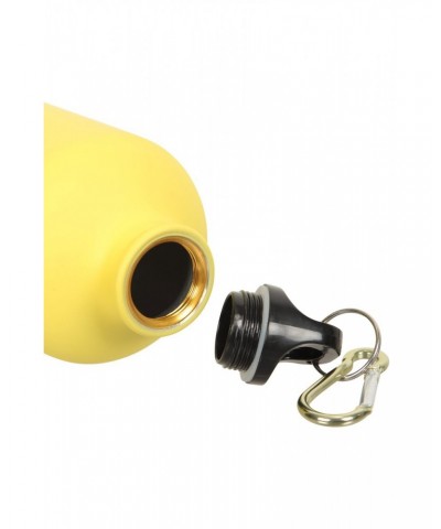 31 oz. Matt Finish Bottle with Karabiner Bright Yellow $10.07 Walking Equipment